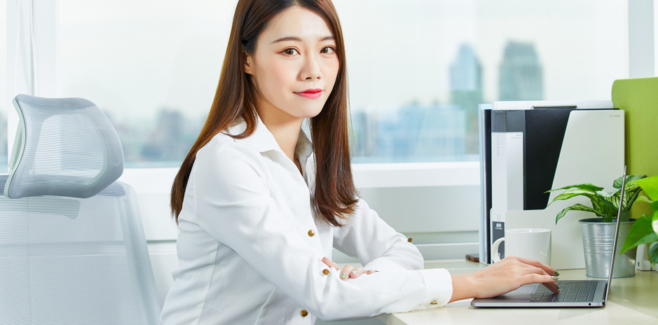 恭喜你,你比别的女生发展空间高出55%,你将有一份不错的工作,至少有了一份敲门砖。