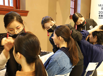 2019上海时尚周化妆后台